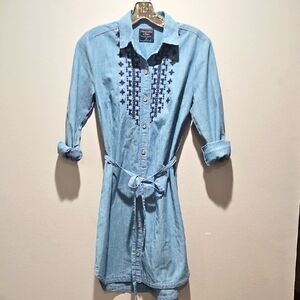 Abercrombie & Fitch Light Blue Denim dress X small tall/ petite